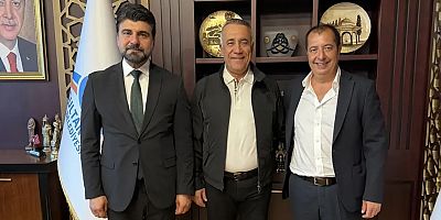 Meşhur Adıyamanlı Çiğköfteci Ömer Aybak, Sultangazi Belediyesi'ni ziyaret etti