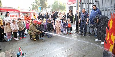 Miniklerle deprem ve yangın tatbikatı