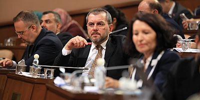 Murat Türkyılmaz’dan İBB Meclisi’ndeki Tartışmaya İlişkin Açıklama: “Eksik Bırakılan Hakikati İfade Etmek Sorumluluktur”