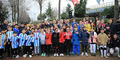 Öğrenciler Atatürk için koştu