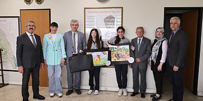 Öğrenciler kanserle mücadeleye resimle destek verdi