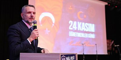 Öğretmenler Günü Bayrampaşa’da törenle kutlandı