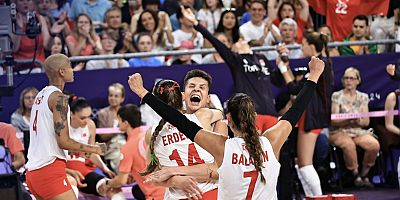 Op.Dr. Hicabi Gökdereli'den Filenin Sultanları'na tebrik