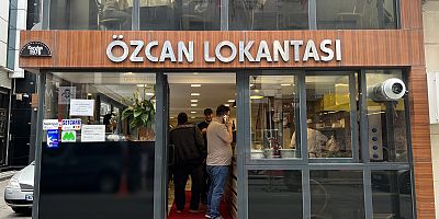 Özcan Lokantası Since 1976

YENİ ÇEHRESİYLE HİZMETİNİZDE 
 Sulu Yemek Aşıkları Buraya!