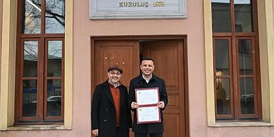  Özgür Çelik’e İstanbul Üniversitesi’nden Yüksek Lisans Diploması