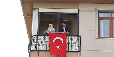 ÖZGÜR ÇELİK: “İKTİDARIN YEDEK LASTİĞİ OLANA KADAR MİLLİYETÇİLİK YAPANLARDAN ALACAK AKLIMIZ YOK. HERKES HADDİNİ BİLSİN”