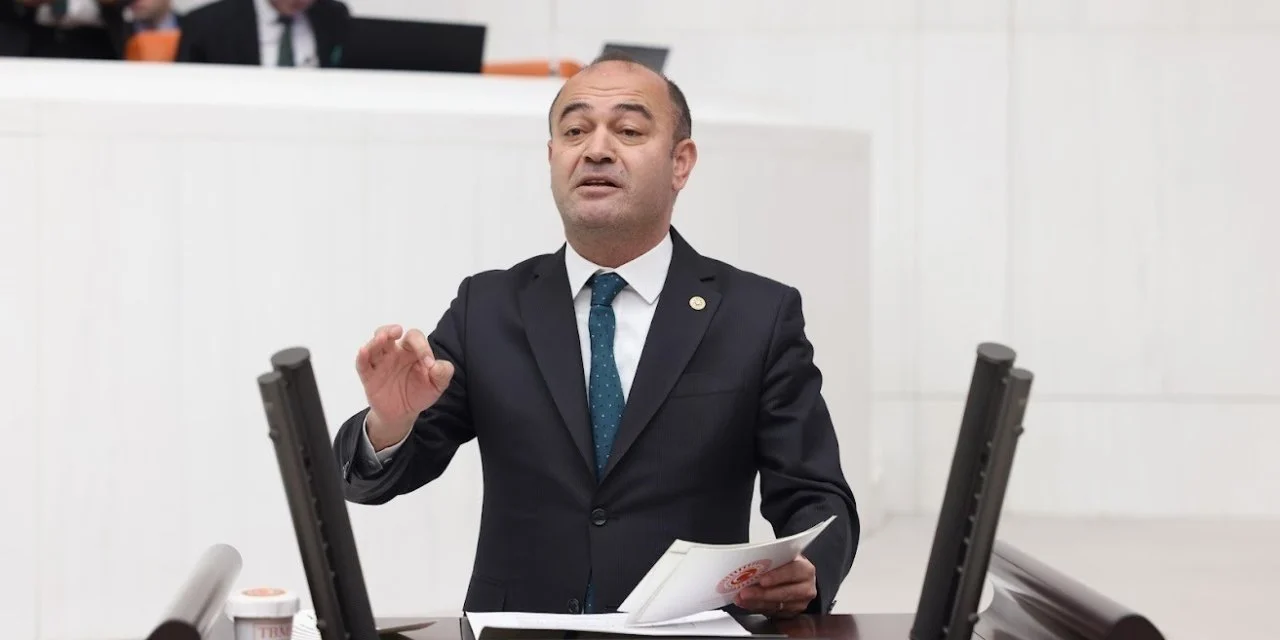 Özgür Karabat, 