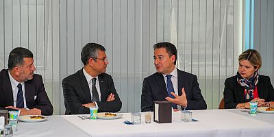 ÖZGÜR ÖZEL: 