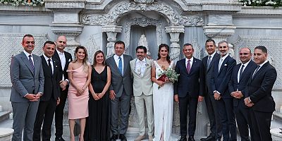 Özgür Özel, gazeteci Gülşah İnce ve Doç. Dr. Oğuz Demir çiftinin nikah törenine katıldı