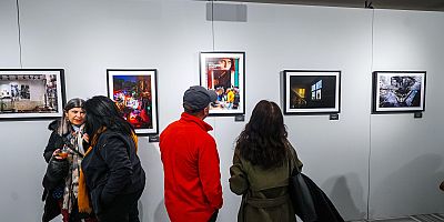 “PERA’DAN BEYOĞLU’NA FOTOĞRAF SERGİSİ” İSTİKLAL’DE SANATSEVERLERLE BULUŞTU
