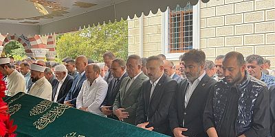 Ravza Camii’nde Cenaze Namazı: Süleyman Soylu Ailelerin Acısını Paylaştı