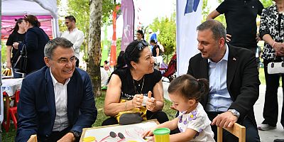 “SAĞLIKLI YAŞAM VE HAREKETLİLİK FESTİVALİ” SONA ERDİ     BEYLİKDÜZÜ’NDE SAĞLIK VE EĞLENCE DOLU FESTİVAL 