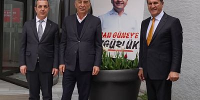 Sarıgül ve Polat’tan Karaahmetoğlu’na Nezaket Ziyareti