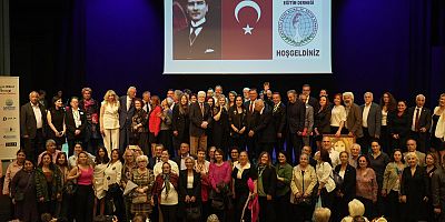 SARIYER’DE “İKİNCİ YÜZYIL CUMHURİYET ÖDÜLLERİ” GÖRKEMLİ BİR TÖRENLE GERÇEKLEŞTİ