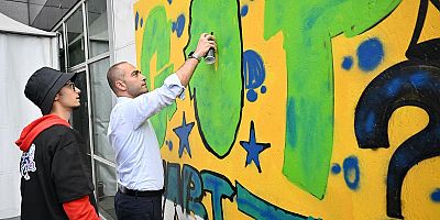 ŞEHRİN EN RENKLİ ETKİNLİĞİ: “SOKAK STİLİ GRAFFİTİ FESTİVALİ” GAZİOSMANPAŞA’DA GERÇEKLEŞTİ