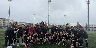 Seyit Ateş Spor Lisesi Futbol Takımından Tarihi Başarı: Türkiye Finallerine Yükseldi