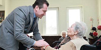 Silivri Belediye Başkanı Bora Balcıoğlu, Ramazan Bayramı öncesinde huzurevlerini ziyaret etti.
