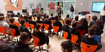 Silivri Belediyesi Afet Koordinasyon Merkezi Eğitimlerine Devam Ediyor