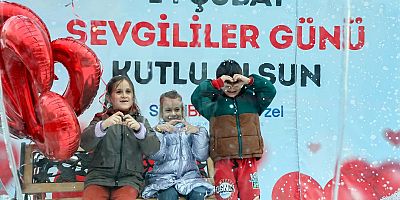 Silivri Belediyesi Sevgililer Gününde Sıcak Çikolata İkram Etti