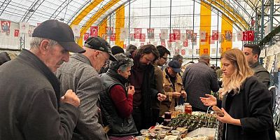 Silivri Belediyesi, Tohum Takas Şenliği’nde Ata Tohumları ve Doğal Üretimi Tanıttı