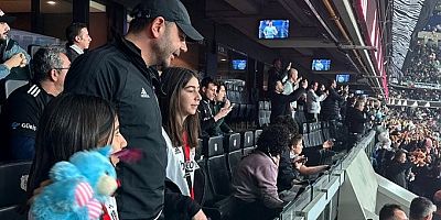  Başkan Rıza Akpolat’tan Karne Günü Mesajı: “Canım Kızlarımla Bu Mutluluğu Yaşayamıyoruz”