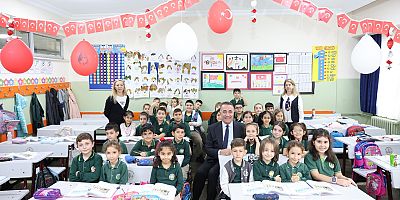 Sınıf Başkan Adayı Mina Sözünü Tuttu! Başkan Dursun Öğrencileri Ziyaret etti