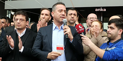 Şişli’ye kayyum atanmasına tepki... Belediye önünde Şişlililere seslenen Ali Mahir Başarır: Gelin demokrasiye, seçtiğiniz belediye başkanına sahip çıkın