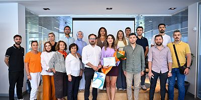 SMART TALKS’TA GELECEĞİN İLETİŞİM BECERİLERİ KONUŞULDU