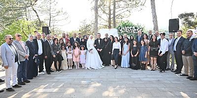 Süleyman Soylu’dan Genç Çifte Nikah Töreninde Mutluluk Dileği