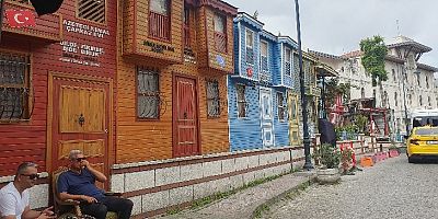 SULTANAHMET MEYDANI’NDAKİ KAÇAK YAPI, YASAL SÜREÇ DOĞRULTUSUNDA KALDIRILMIŞTIR