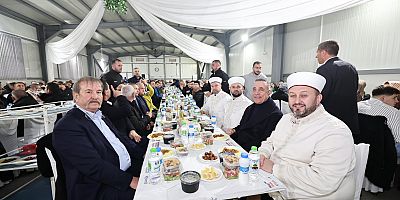 Sultangazi Belediye Başkanı Abdurrahman Dursun, Blagoevgrad’da Soydaşlarla İftar Sofrasında Buluştu