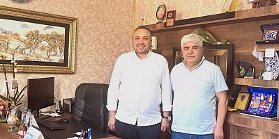 Sultangazi Belediye Meclis Üyesi Hüseyin Kara, Hünkâr Kasrı'nı Ziyaret Etti