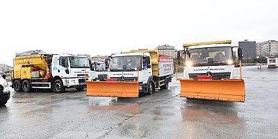 Sultangazi Belediyesi Ekipleri Zor Hava Şartlarına Karşı Teyakkuzda