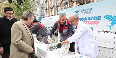 Sultangazi Belediyesi’nden Ücretsiz Balık Dağıtımı!