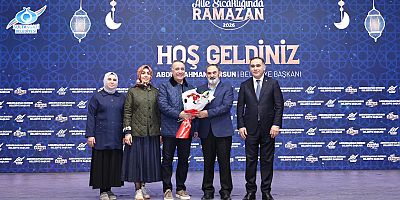 Sultangazi Belediyesi Ramazan Etkinliklerinde Dursun Ali Erzincanlı Rüzgârı