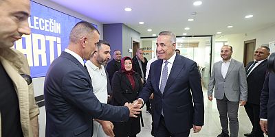 Sultangazi’de AK Parti Bayramlaşma Programı Düzenlendi
