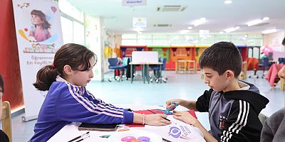Sultangazi’de Çocuk Kütüphanesi Etkinliklerle Şenlendi