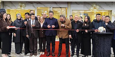 Sultangazi’de SOM GOLD Kuyumculuk Hizmete Açıldı