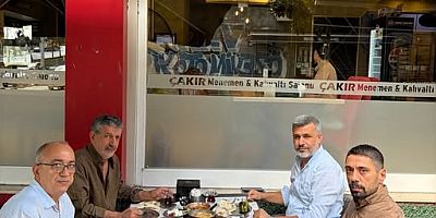 Sultangazi’nin Gözde Kahvaltı Mekânı Çakır Menemen’de Gani Rüzgar Şavata Buluşması