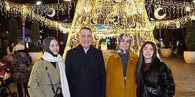 Sultangazi Ramazan Işıkları İlçeyi Aydınlatıyor