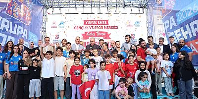 Sultangazi Yunus Emre Gençlik ve Spor Merkezi Açıldı: Bakan Osman Aşkın Bak Açılışa Katıldı