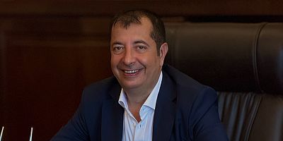Türkiye’de Bir İlk: Ömer Aybak’ın Çiğköfte Yolculuğu Netflix Belgeseli Oluyor