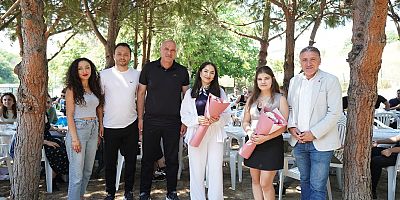 ÜNİVERSİTE ADAYLARI GENÇLİK KAMPINDA MORAL DEPOLADI
