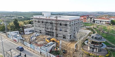 Yayla Mahallesi’ne Gençlik, Spor ve Sağlık Merkezi Hızla Yükseliyor