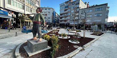 Yoğurtçu Heykeli Meydanı’ndaki Çalışmalar Tamamlandı
