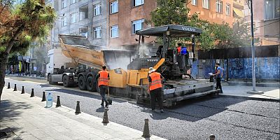 Yol ve kaldırımlar yenileniyor, ulaşım kolaylaşıyor