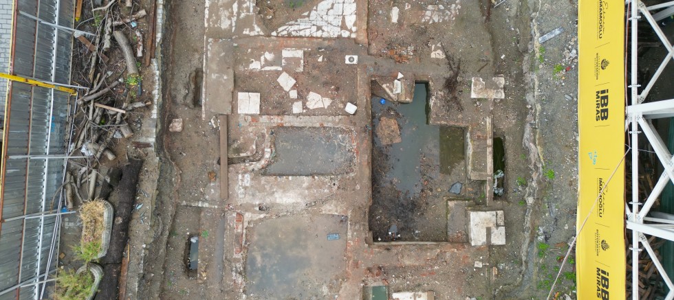 TARİHİ CAMİNİN MÜLKİYETİ VAKIFLARA GEÇTİ