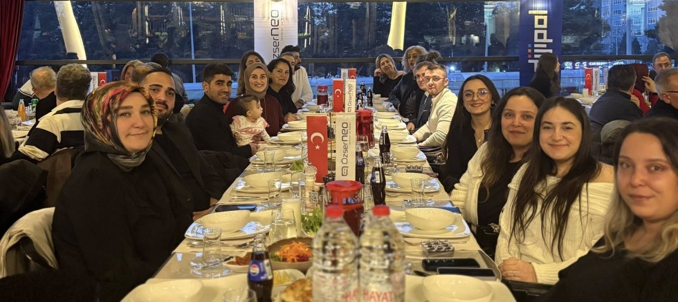 Uğur Dağ’dan Çalışma Arkadaşlarına İftar Sofrasında Teşekkür