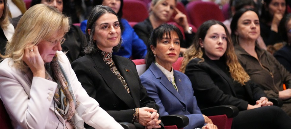 Üsküdar’da Dünya Kadınlar Günü’ne Uluslararası Buluşma