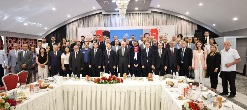 Vali Gül Bayrampaşa’da yoğun temaslarda bulundu